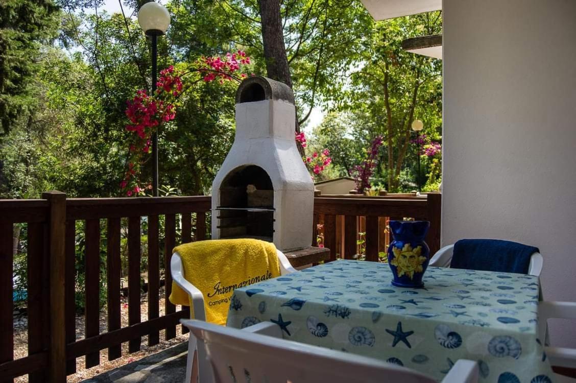 Camping Villaggio Internazionale San Menaio Exterior foto